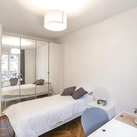 Hermann Appartement In Paris Apartment Paris
