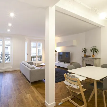 Hermann Appartement In Paris